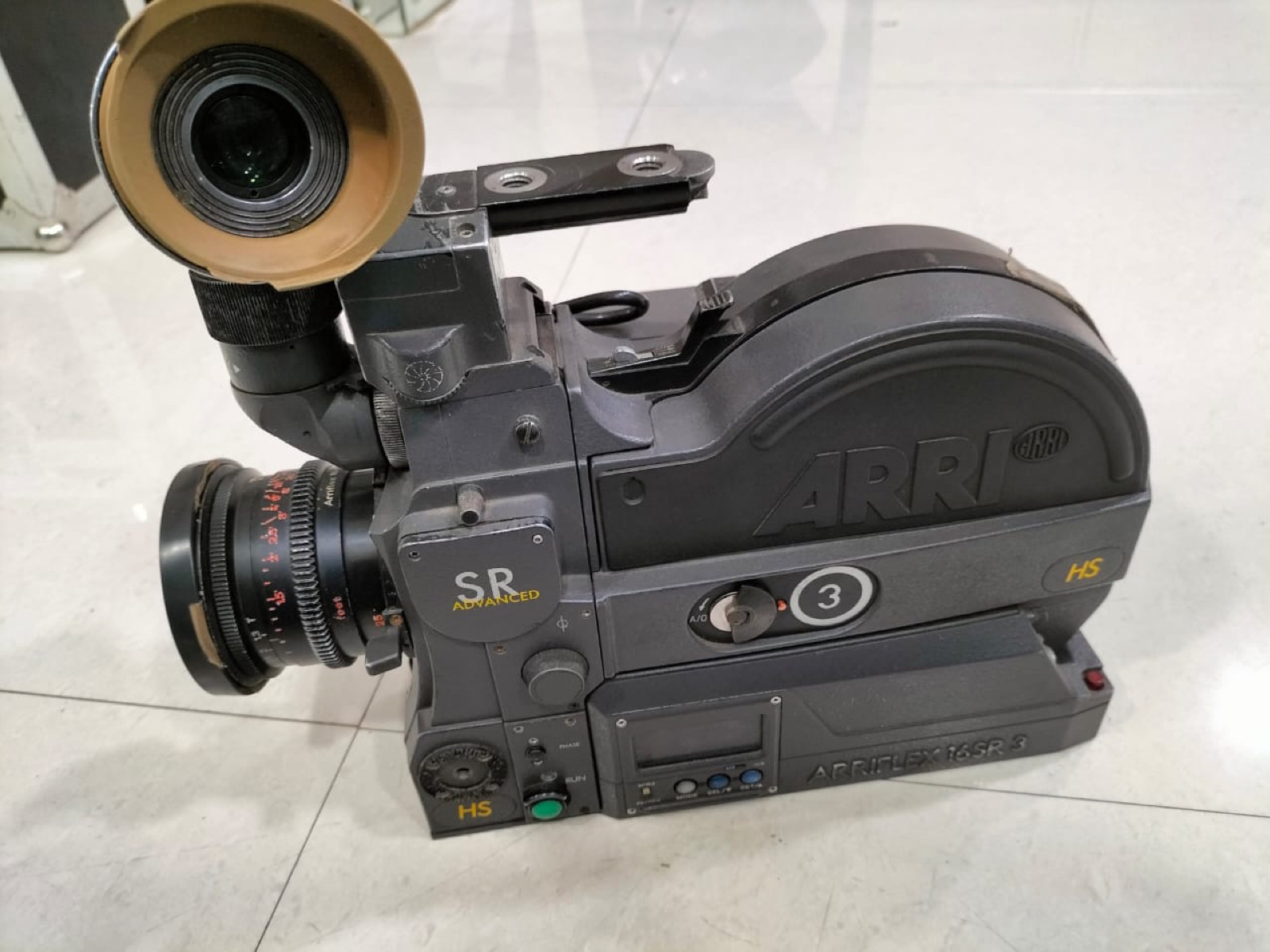 ARRI 16 SR3 Advanced HD High Speed Camera with Magazine
