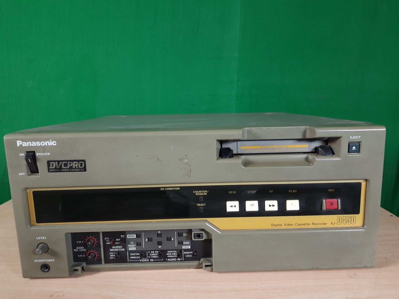 Panasonic DVC Pro AJD-450 SDI